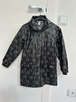 H&M Hello Kitty Regenjacke Gr. 128 schwarz Brandenburg - Cottbus Vorschau