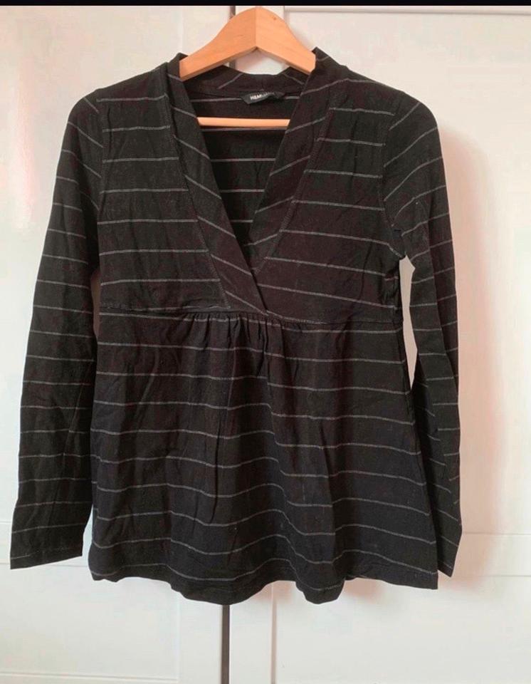 elegantes schwarzes Umstand Shirt Gr. M mit Nadelstreifen in Oberkrämer