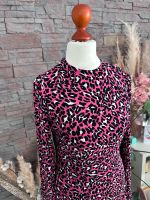 Kleid Leo Look Pink schwarz S/36 Party Festlich eng Weihanchten Hessen - Liederbach Vorschau