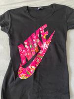 Nike Shirt S Berlin - Schöneberg Vorschau