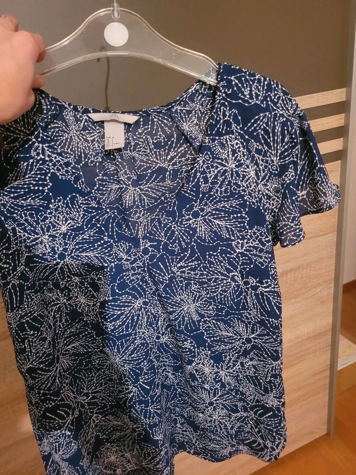 Kurzarm Bluse H&M in XS / S in Ölbronn-Dürrn