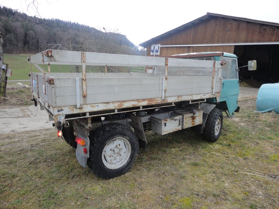 Schweizer Oldtimer Transporter Meili mit 3 Seitenkipp-Brücke in Rheinfelden (Baden)