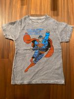 Relaunch Kids Superman T-Shirt blaugrau mit Glitzeranzug Gr. 5-6J Bayern - Parkstetten Vorschau