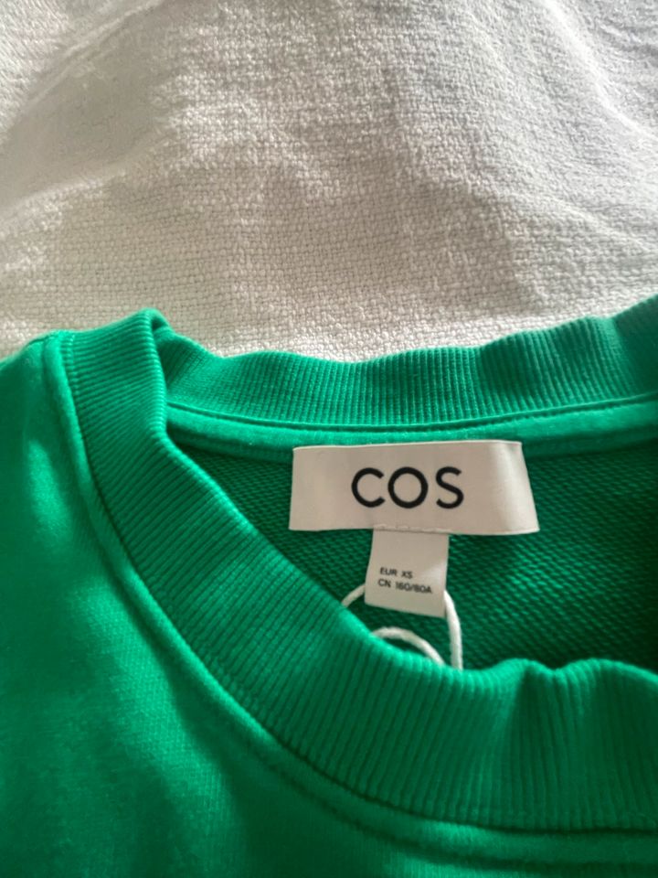 COS Damen Grüner Pullover XS in München