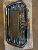 Audi S3 A3 8V Facelift Original Kühlergrill Niedersachsen - Molbergen Vorschau