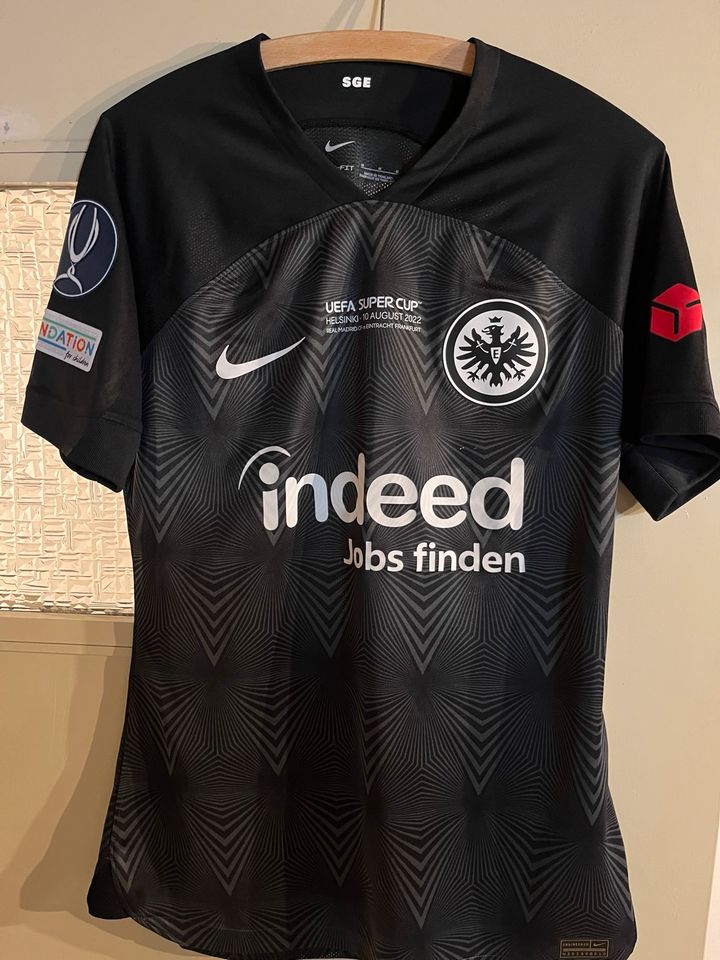 Eintracht Frankfurt Gold Label Supercup wie NEU in Erkrath