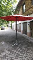 Sonnenschirm mit einklappbarem Standfuß Leipzig - Schleußig Vorschau