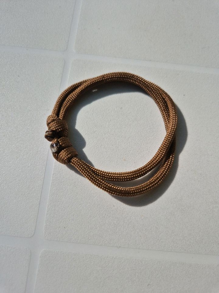 Welpenhalsbänder paracord *neu* in Köln