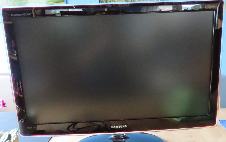 SAMSUNG PC Fernseher P2770HD 27 Zoll in Neuhausen