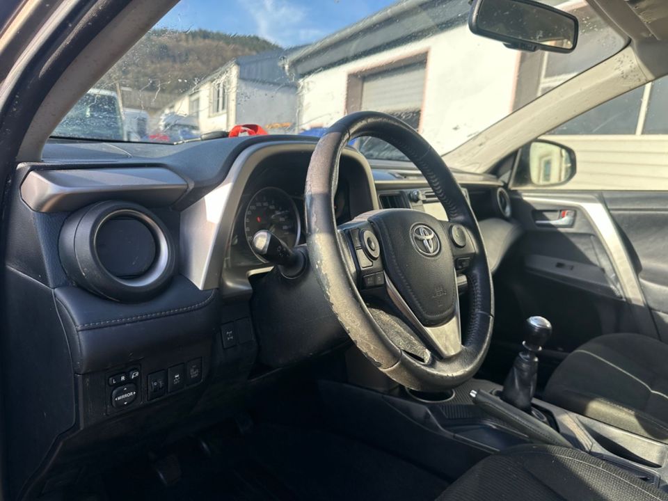 Toyota RAV 4 RAV4 Comfort Xenon Klimaaut. Scheckheft in Trier