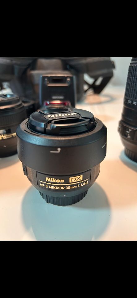 NIKON D 810 Kamera Set mit sehr vielen Zubehör!!! in München