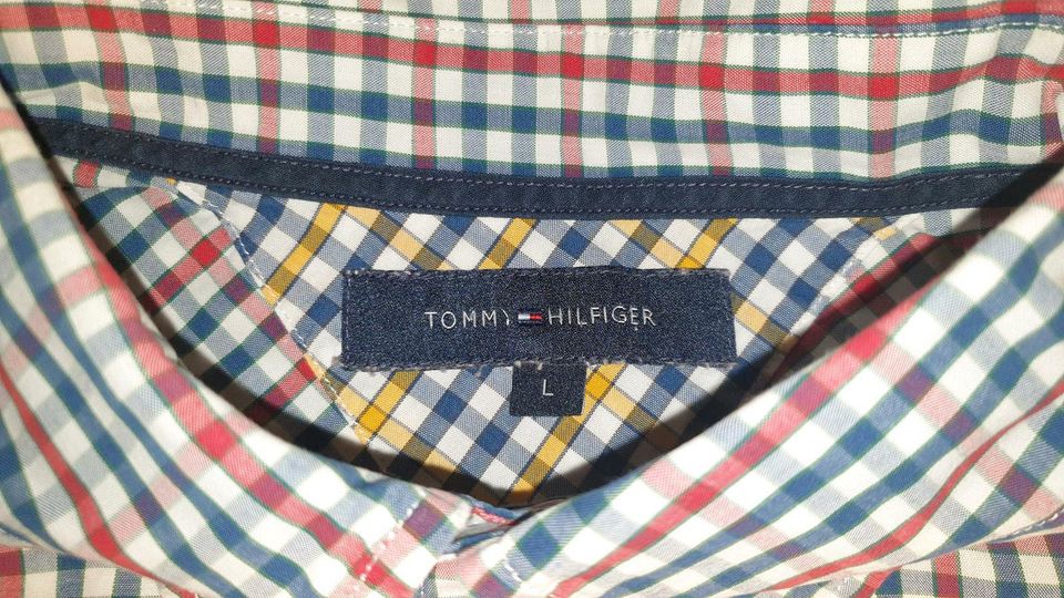 Tommy Hilfiger Hemd Gr.L neuwertig in Tuningen