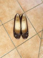 Caprice Leder Pumps braun Gr. 7 (40.5) kaum getragen Thüringen - Zella-Mehlis Vorschau