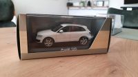 AUDI Q5 IBISWEISS 1:43 Süd - Niederrad Vorschau