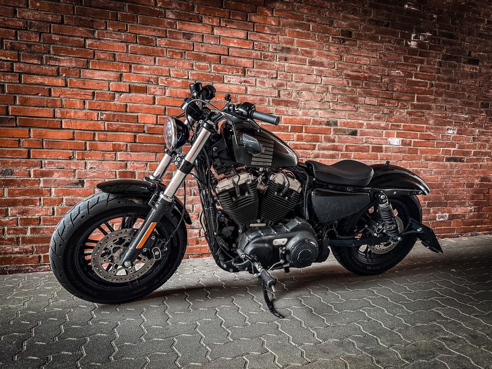 Harley Davidson Forty Eight 48 2017er 9433 km kesstech in Hamburg