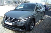 VW Tiguan R-Line 4Motion DSG Klima AHK TÜV 05/25 Sachsen - Coswig Vorschau