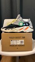 Yeezy Boost 700 Wave Runner – Solid Grey – Gr. 44 – Neu / DS Friedrichshain-Kreuzberg - Kreuzberg Vorschau