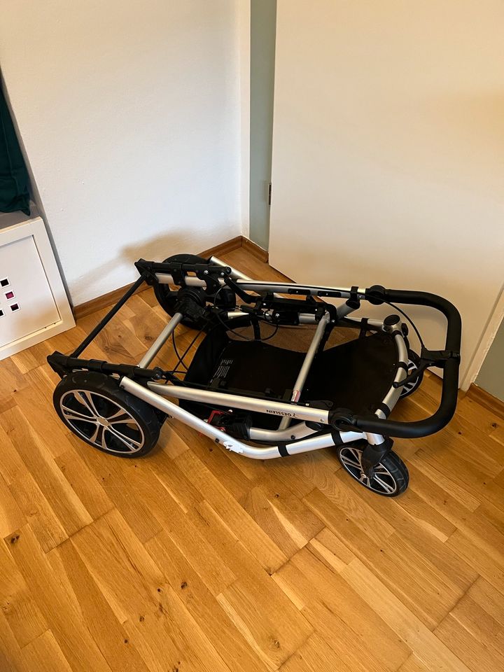 Gesslein Kinderwagen in Altdorf