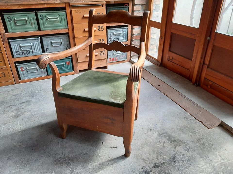 Antiker Stuhl Sessel um 1900 in Mannheim