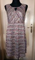 Comma, Feinstrick Kleid mit viscose Unterkleid ärmellos Gr 42 Sachsen - Görlitz Vorschau