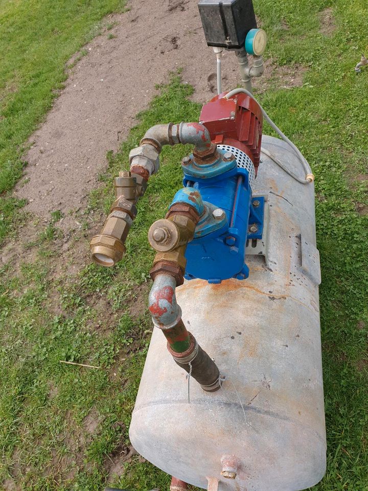Wasserpumpe,Kreiselpumpe in Großtreben-Zwethau