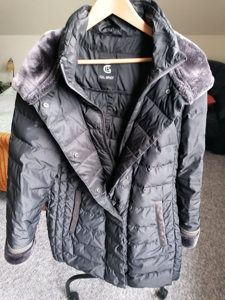 Damen Winterjacke von Gil Bret in Bergenhusen