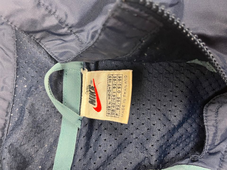Nike vintage jacke blau größe L in Hohenpeißenberg