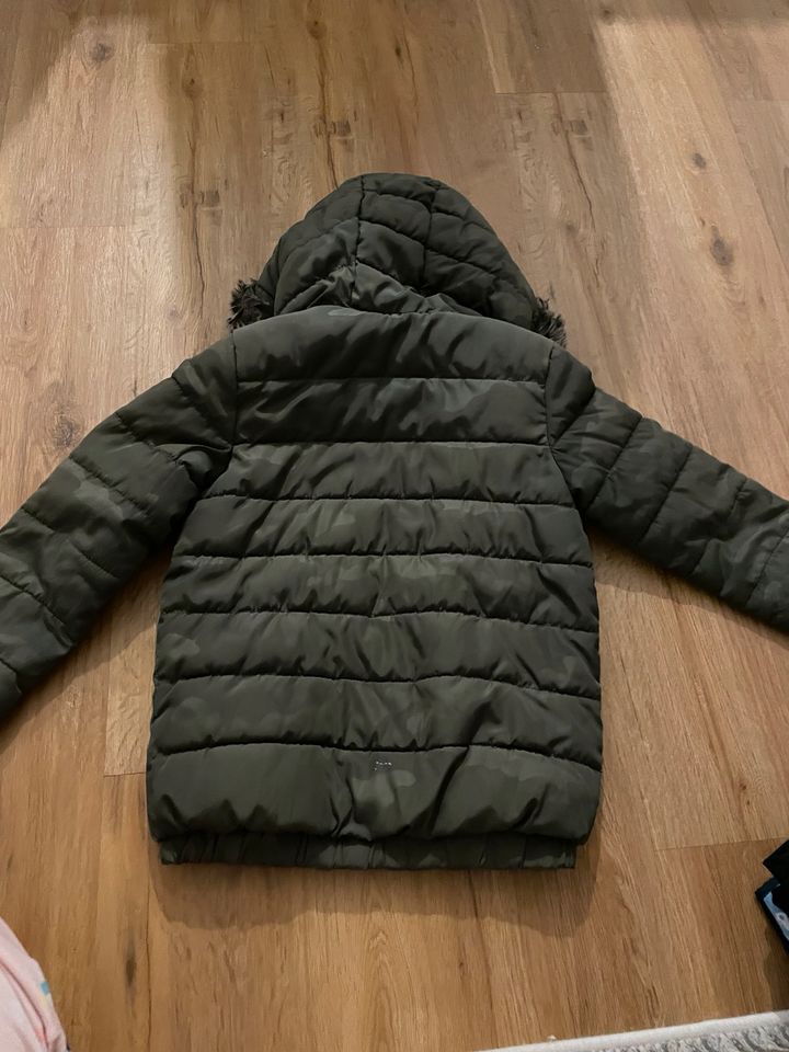 Kinder Jacke S,Oliver  116 in Hamburg