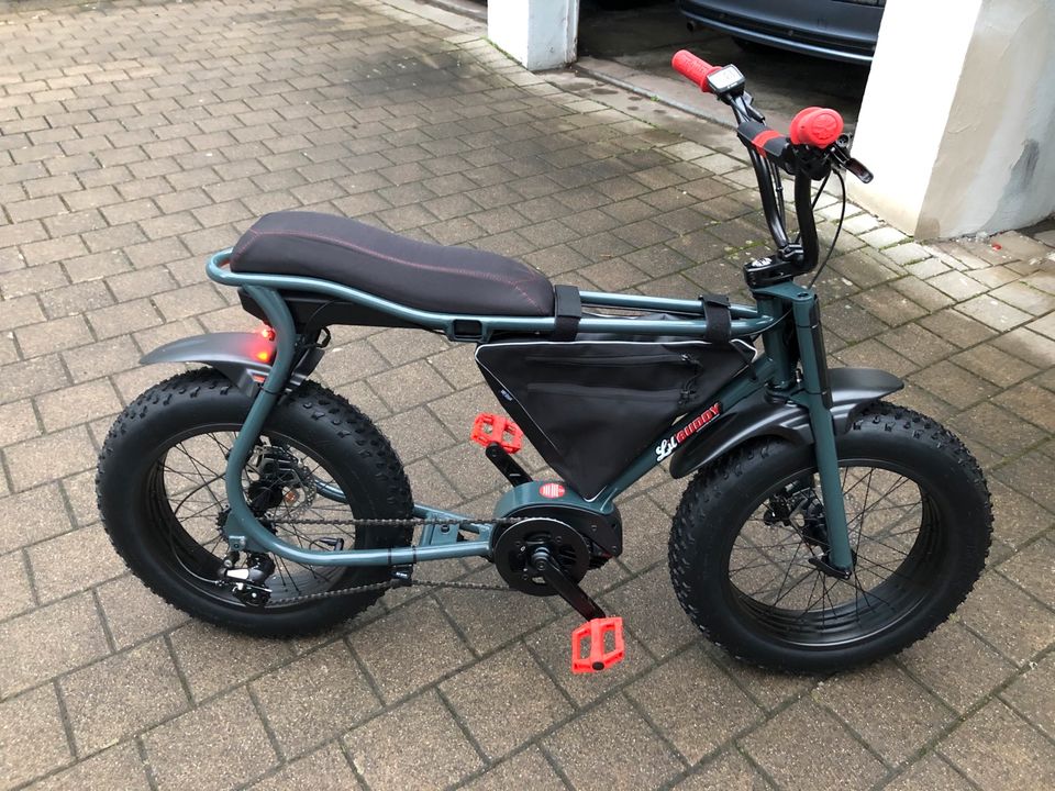 Aktion neue Lil Buddy Rahmentasche klein 9L Ruff-Cycles in Klettgau