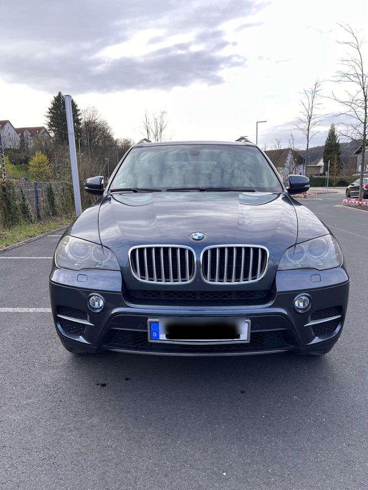 BMW X5(E70) M-Paket 4,0d X-Drive SOFTCLOSE in Eitorf