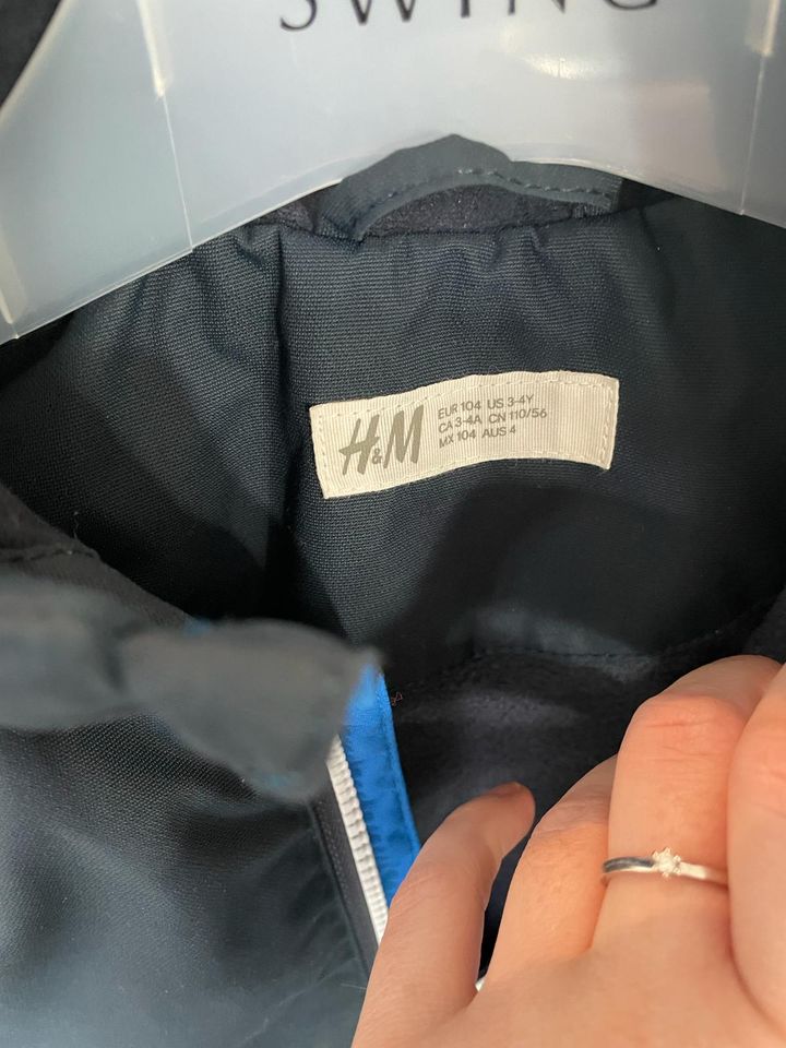 Jacke Gr 104 HM Neu in Markhausen