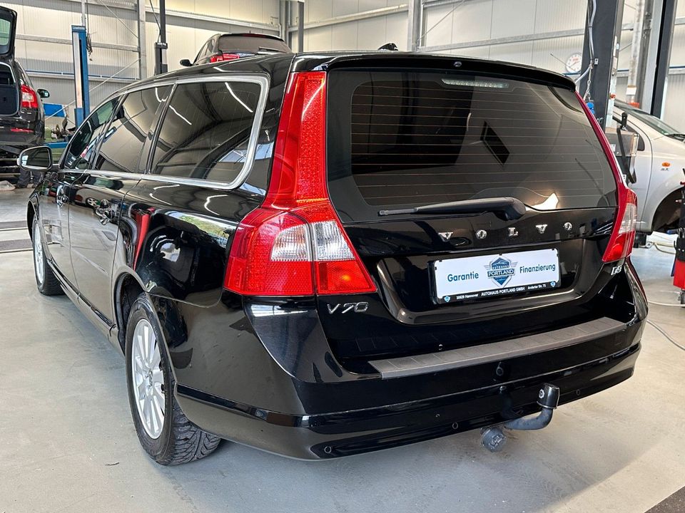 Volvo V70 2.0 D4 Kinetic/LL Scheckheft/AHK/Temp/PDC in Hannover