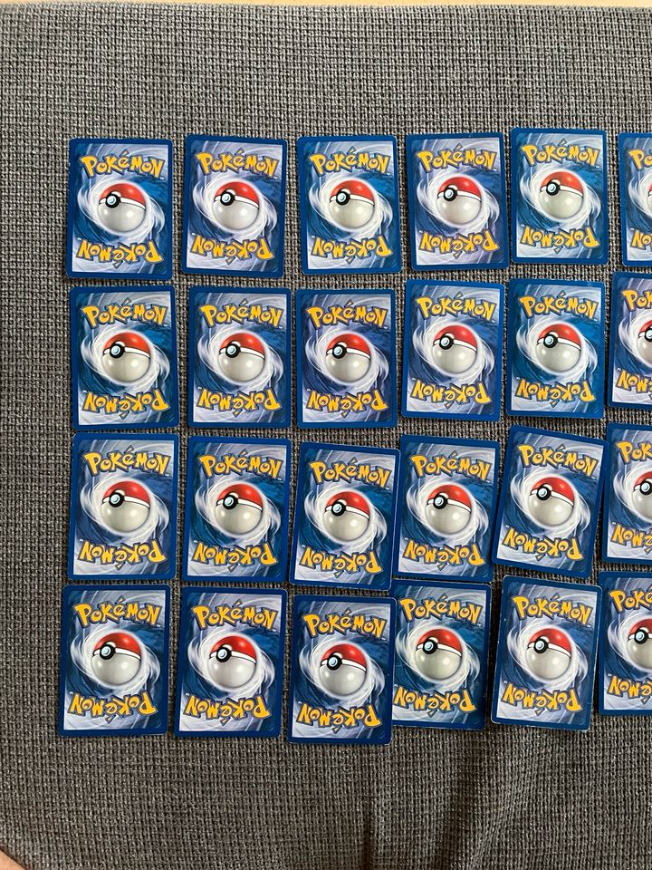 Pokemon Karten Sammlung 1.Edition 5 Holos alte Generation in Biberach an der Riß