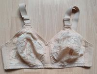 Triumph Doreen 85C ohne Bügel BH bra Bustier retro vintage Beige Saarland - Völklingen Vorschau