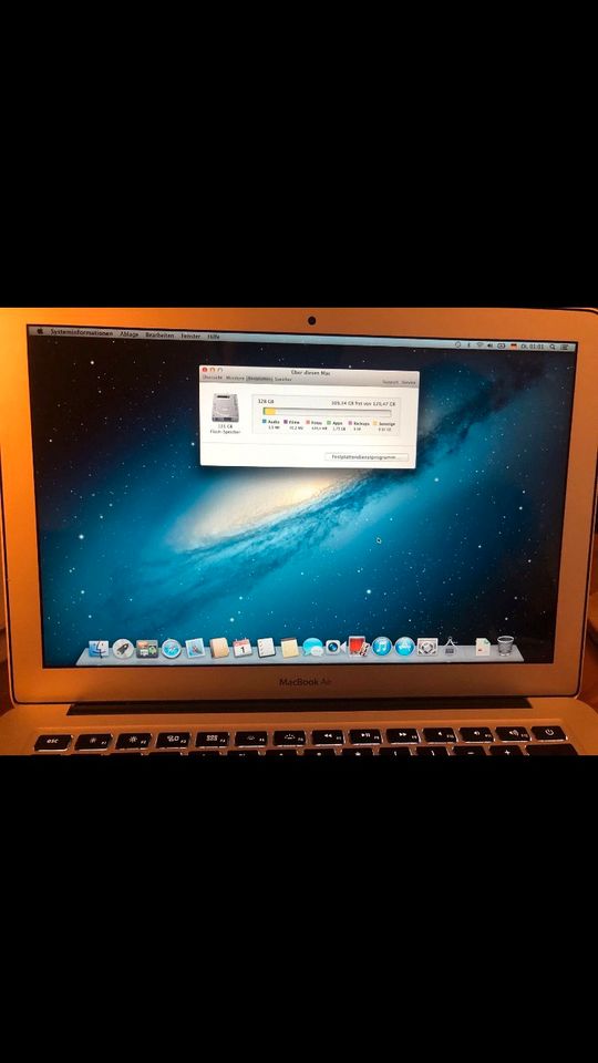 Apple MacBook Air Intel Core i5 1,3 GHz 4 GB 128 GB SSD in Berlin