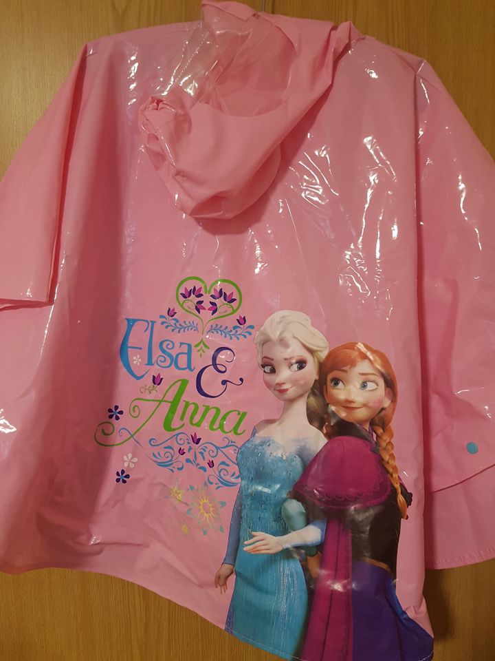 Suche Regenponcho Regencape von Disney Frozen Eiskönigin in Nordkirchen