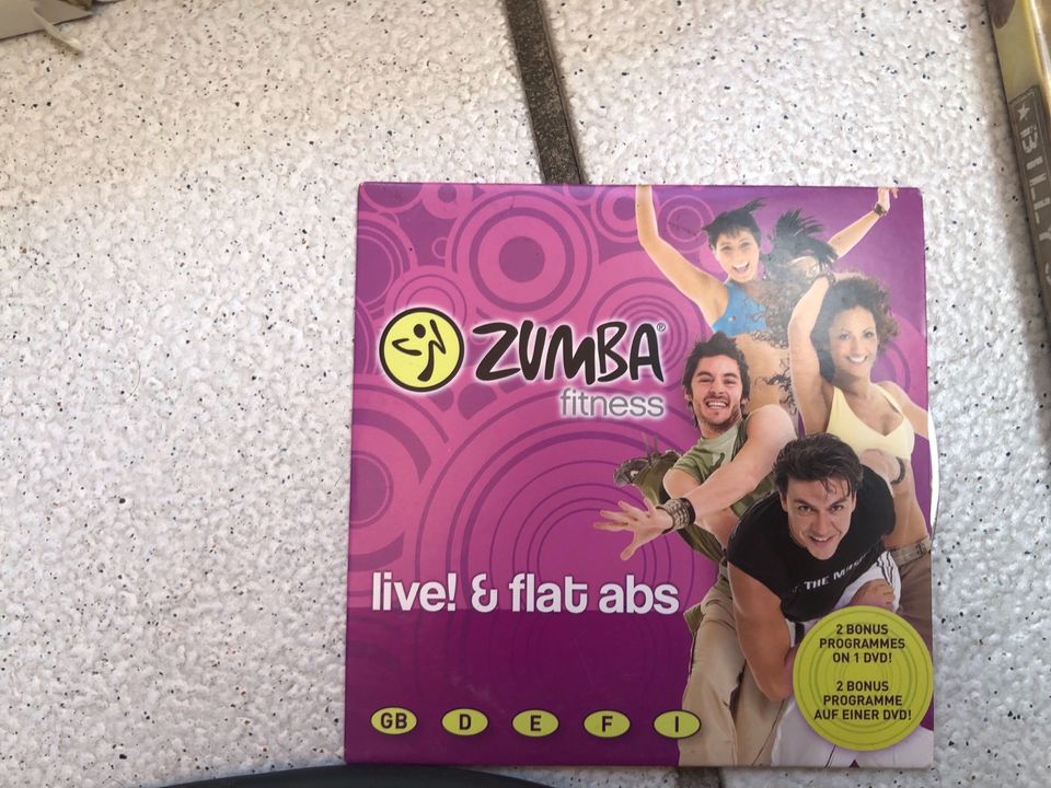 Zumba Fitness Set Hanteln DVD Sport in München