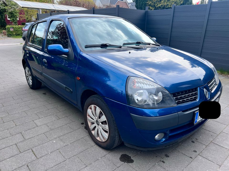 Renault Clio 1.2 - Herzensauto in Hamburg