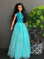 Barbie Mattel redesigned nach einem Beautyprogramm München - Moosach Vorschau