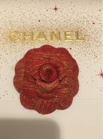 VIP Kamelie Brosche Pin Chanel rot gold Geschenk Deko Anstecker München - Bogenhausen Vorschau