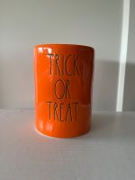 Rae Dunn Kerze / Tasse / Keramik Halloween Trick or Treat Bonn - Tannenbusch Vorschau