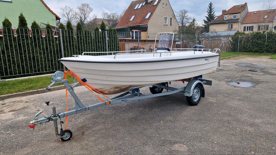 Motorboot RaJo 430 ++ 15 PS ++ viel Zubehör ++ ideal für Anfänger in Berlin