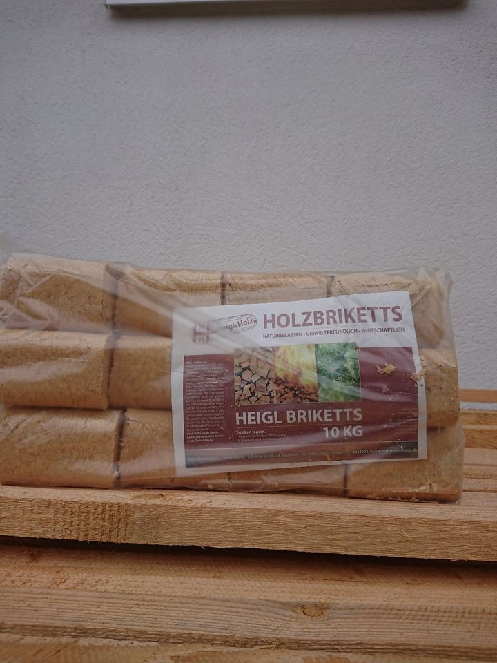 Briketts Brennholz Holzbriketts in Viechtach