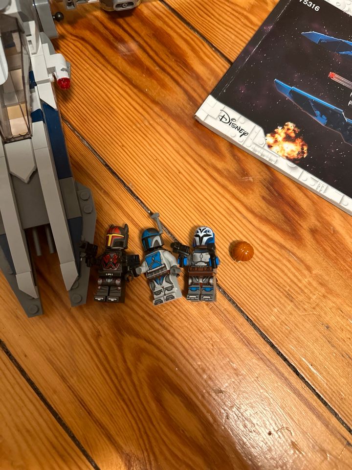 Lego Star Wars Mandalorian Starfighter 75316 in Blankenfelde-Mahlow