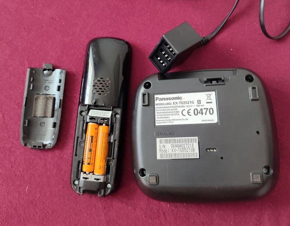 Panasonic KX-TG5521G schnurloses Telefon inkl. Akku und Zubehör! in Ingersheim