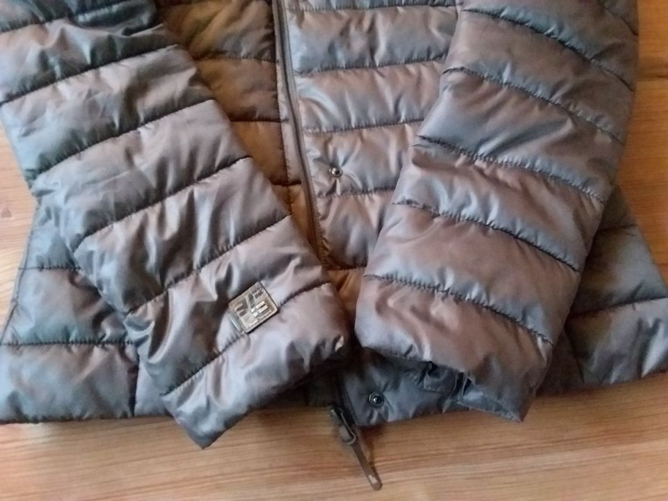 Icepeak leichte Wintersteppjacke Gr. 36 S XS Hellbraun NEUw. in Kreuztal