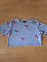 Tally Weijl T'Shirt Gr. M/S hellgrau mit gestickten Blumen Saarland - Marpingen Vorschau
