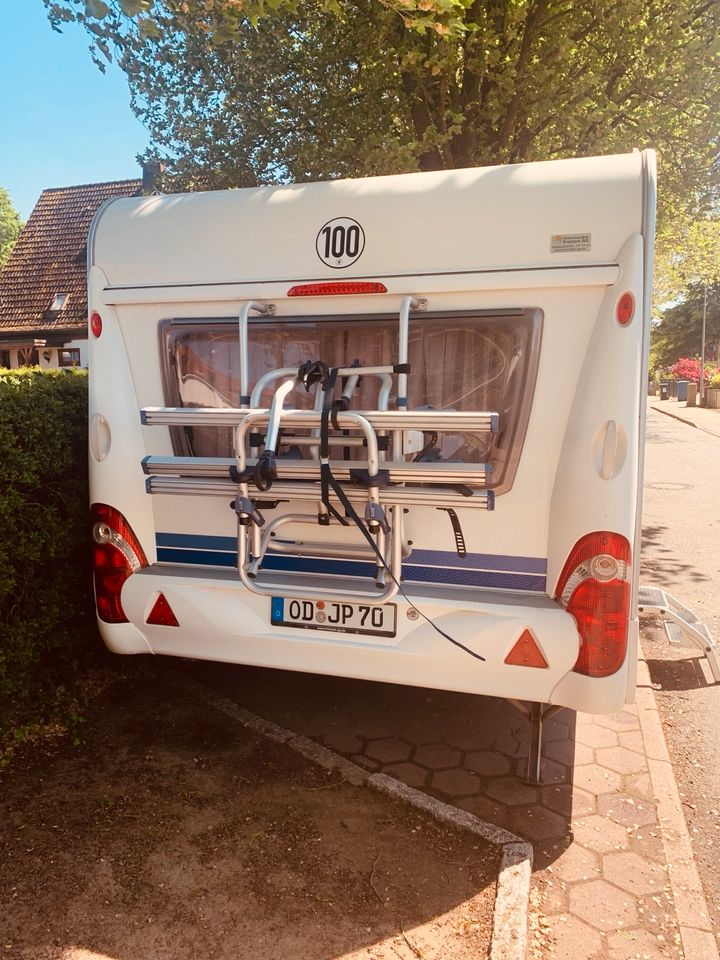 Hobby Wohnwagen 495 UL mit Mover in Ahrensburg