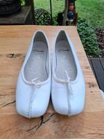 Clarks Freckle Ice Off Whiite Größe 39,5 Ballerinas Düsseldorf - Bilk Vorschau