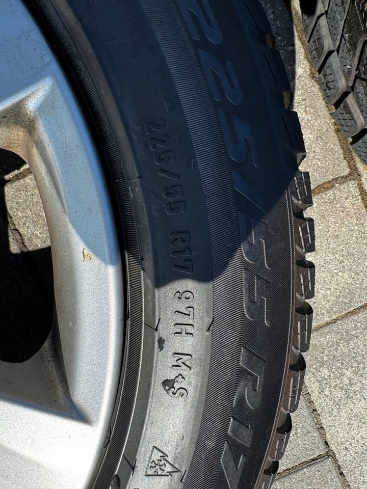 Alufelgen BMW 5er F10 / F11 mit Pirelli Winterreifen in Maroth (Westerwald)